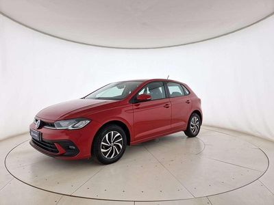 Usata VW Polo Life 95 CV (69 kW) 2024 Kings red metallizzato Utilitaria