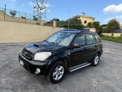 Usata Toyota RAV4 115 CV (84 kW) 2005 Nero SUV