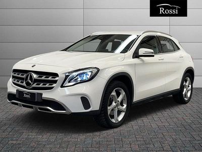 Usata Mercedes GLA180 109 CV (80 kW) 2017 Marrone SUV