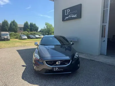 Usata Volvo V40 R-Design Kinetic 150 CV (110 kW) 2013 Grigio Berlina