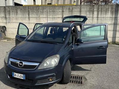 usata Opel Zafira ZafiraII 2005 1.9 cdti Cosmo 150cv