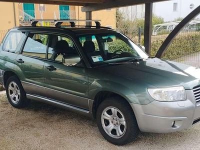 Usata Subaru Forester 116 CV (85 kW) 2008 Verde SUV