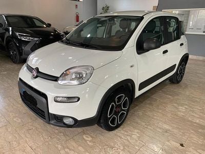 Usata Fiat Panda Street 70 CV (51 kW) 2021 Bianco Utilitaria