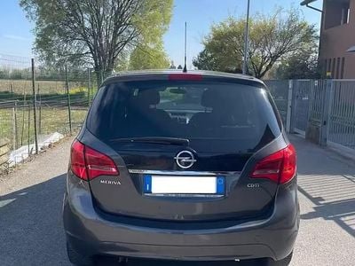 Occasion Opel Meriva 2011 Gris Monospace