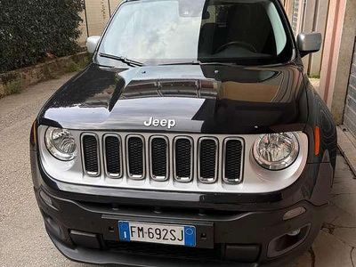 Usata Jeep Renegade Limited 120 CV (88 kW) 2017 Nero SUV