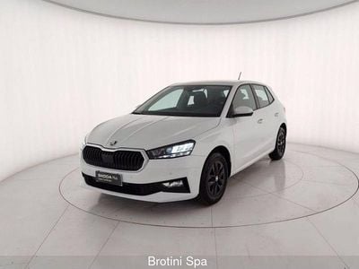 Usata Skoda Fabia 80 CV (58 kW) 2024 Bianco metallizzato Utilitaria
