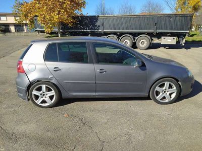 VW Golf V