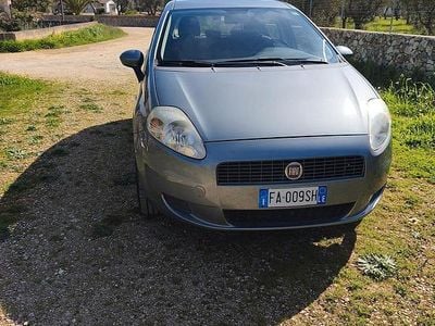 Usata Fiat Grande Punto Dynamic 77 CV (56 kW) 2008 Grigio Utilitaria