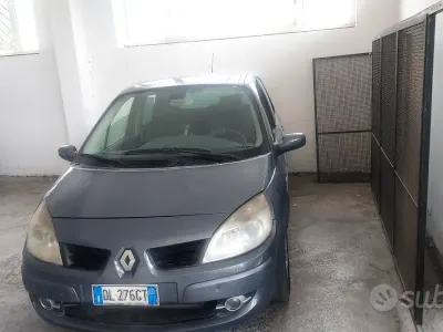 Usata Renault Scenic E-Tech 2008 Blu Monovolume