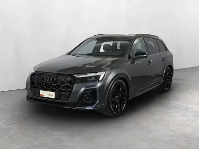 Usata Audi Q7 S-Line 286 CV (210 kW) 2024 Grigio daytona perlato SUV