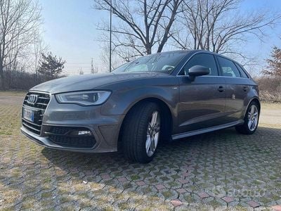 Usata Audi A3 S-Line 110 CV (80 kW) 2015 Grigio Berlina