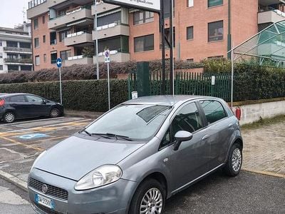 Usata Fiat Grande Punto Dynamic 69 CV (50 kW) 2009 Beige Utilitaria