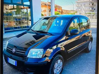 Usata Fiat Panda 75 CV (55 kW) 2010 Nero Utilitaria