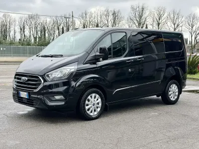 Usata Ford Transit Custom Titanium 131 CV (96 kW) 2019 Blu/azzurro