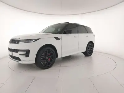 Usata Land Rover Range Rover Sport HSE Dynamic 249 CV (183 kW) 2023 Bianco / nero SUV
