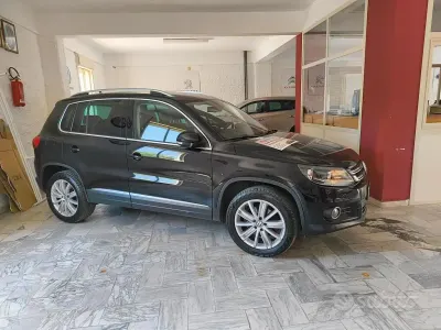 Usata VW Tiguan Sportline 140 CV (102 kW) 2012 Nero SUV