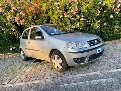 Usata Fiat Punto 59 CV (43 kW) 2003 Grigio Utilitaria