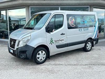 Usata Nissan NV400 145 CV (106 kW) 2017 Nero Furgone