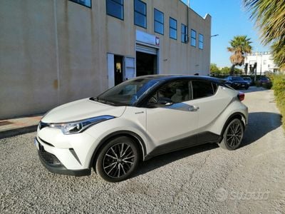 Usata Toyota C-HR 98 CV (72 kW) 2018 Bianco SUV