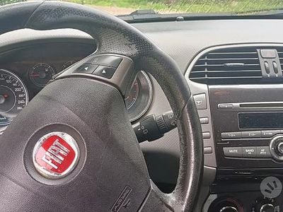 Usata Fiat Bravo 105 CV (77 kW) 2010 Grigio Utilitaria