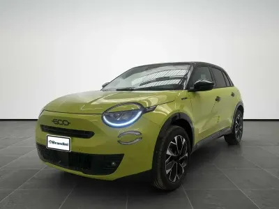 Nuova Fiat 600 Sport 136 CV (100 kW) 2026 Bicolore verde mediterraneo te SUV
