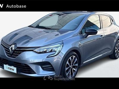 Usata Renault Clio V Techno 101 CV (74 kW) 2023 Grigio scuro Berlina