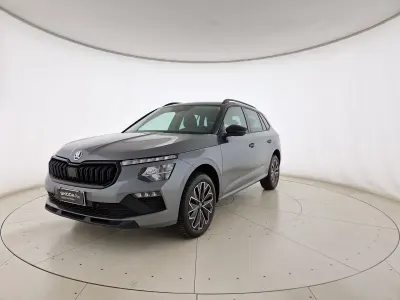 Usata Skoda Kamiq 150 CV (110 kW) 2025 Grigio graphite metallizzato nero tulipano perlato SUV