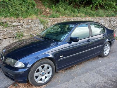 usata BMW 320 320i 4 porte