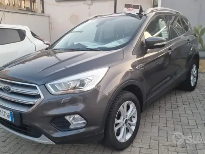 Occasion Ford Kuga Vignale 150 ch (110 kW) 2018 Gris SUV