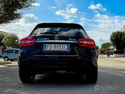 Usata Mercedes GLA200 136 CV (100 kW) 2016 Nero SUV