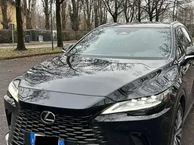 Usata Lexus RX450h Executive Line 185 CV (136 kW) 2023 Nero SUV