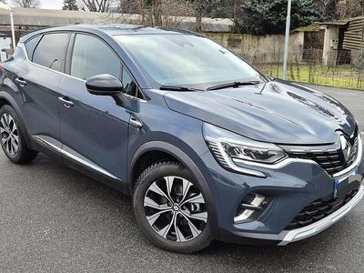 Usata Renault Captur Engineered 94 CV (69 kW) 2023 Blu/azzurro SUV
