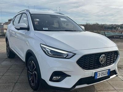 Usata MG ZS Luxury 111 CV (81 kW) 2025 Bianco Berlina