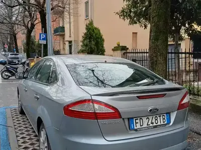 Usata Ford Mondeo 131 CV (96 kW) 2007 Berlina