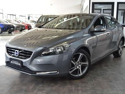 Usata Volvo V40 R-Design 115 CV (84 kW) 2014 Bianco Berlina