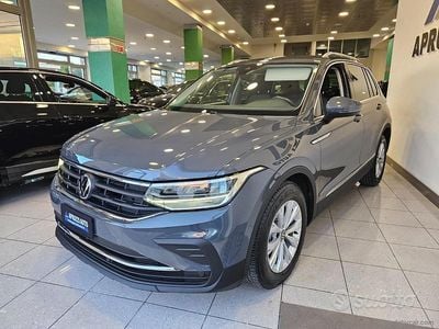 Usata VW Tiguan Life 150 CV (110 kW) 2022 Nero SUV