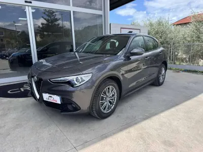 Usata Alfa Romeo Stelvio Sprint 190 CV (139 kW) 2021 Grigio SUV