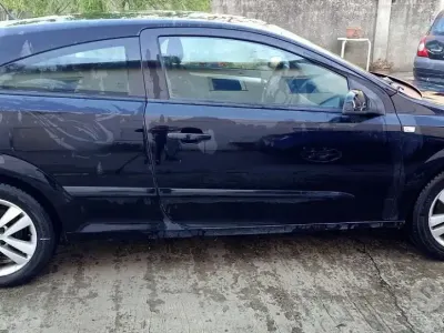 Usata Opel Astra GTC 2009 Nero Coupé