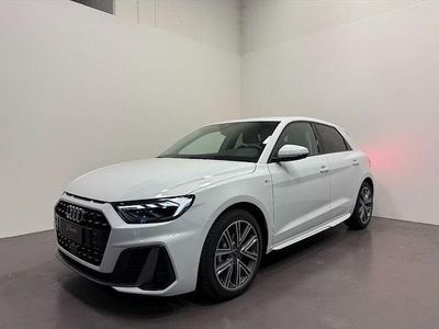 Nuova Audi A1 Sportback S-Line 116 CV (85 kW) 2025 Bianco ghiacciaio metallizzato Utilitaria