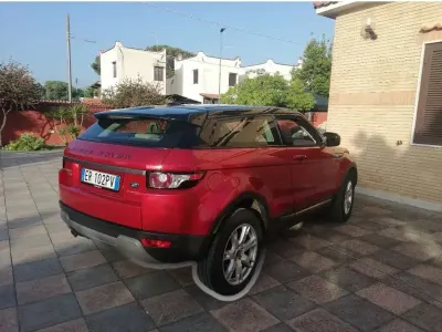 Usata Land Rover Range Rover evoque Pure 150 CV (110 kW) 2013 Rosso SUV