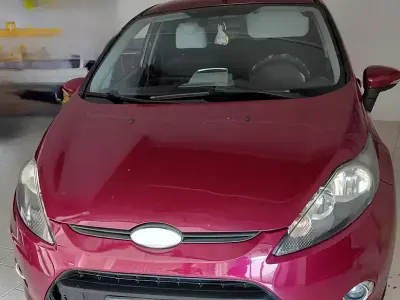 Usata Ford Fiesta 97 CV (71 kW) 2010 Berlina