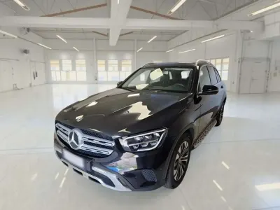 Usata Mercedes 220 Business 194 CV (142 kW) 2020 Nero SUV