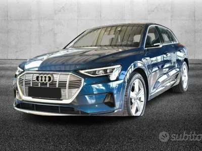 Usata Audi e-tron Business 158 kW (215 CV) 2020 Blu/azzurro SUV