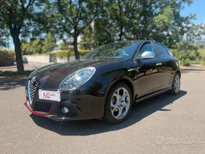Usata Alfa Romeo Giulietta Super 120 CV (88 kW) 2018 Nero Utilitaria