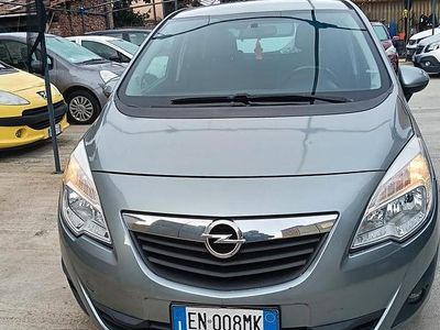 Usata Opel Meriva Cosmo 120 CV (88 kW) 2012 Grigio Monovolume