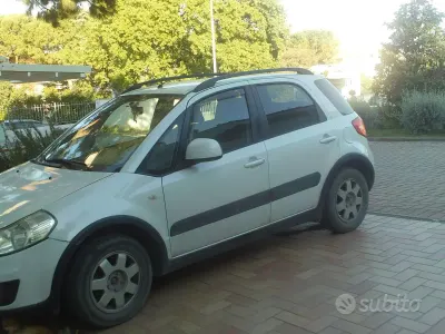 Usata Suzuki SX4 120 CV (88 kW) 2009 Bianco SUV