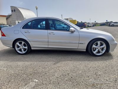 usata Mercedes C270 classecdi w203