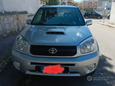 Usata Toyota RAV4 Sol 116 CV (85 kW) 2005 Grigio SUV