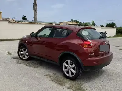 Usata Nissan Juke 110 CV (80 kW) 2011 Rosso SUV
