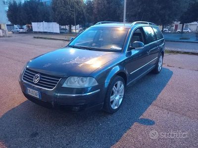 Usata VW Passat 130 CV (95 kW) 2003 Blu Station wagon